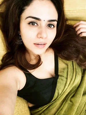 girlfriend type escorts in Pune